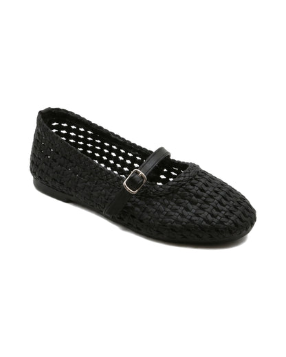 TKN Lattice — Black — rounded closed toe — front three-quarter view.
