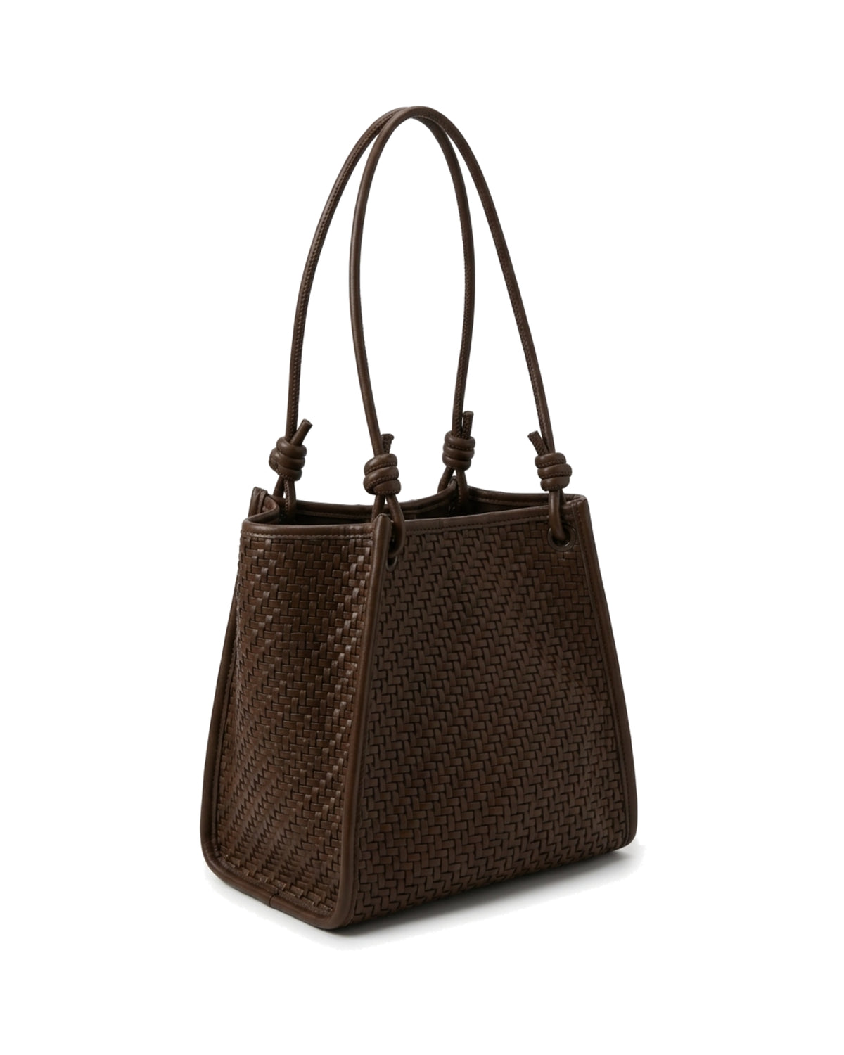 ستراند من TKN — بني — تصميم توت قائم ورفيع — زاوية أمامية مائلة.